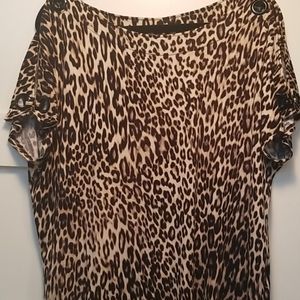Cable and gauge leppard print sx xl top.